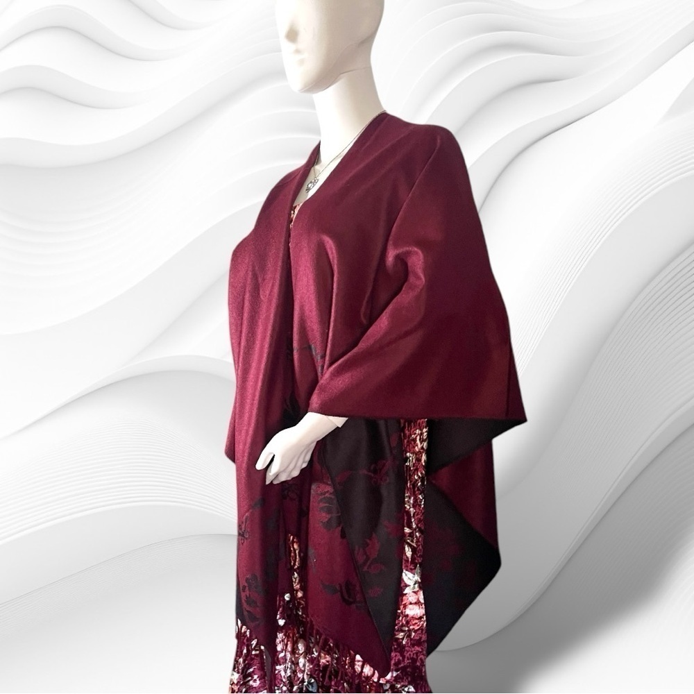 EUC! Reversible Burgundy Wine and plum Black Floral Accent Cape with Fringe - Picture 3 of 15
